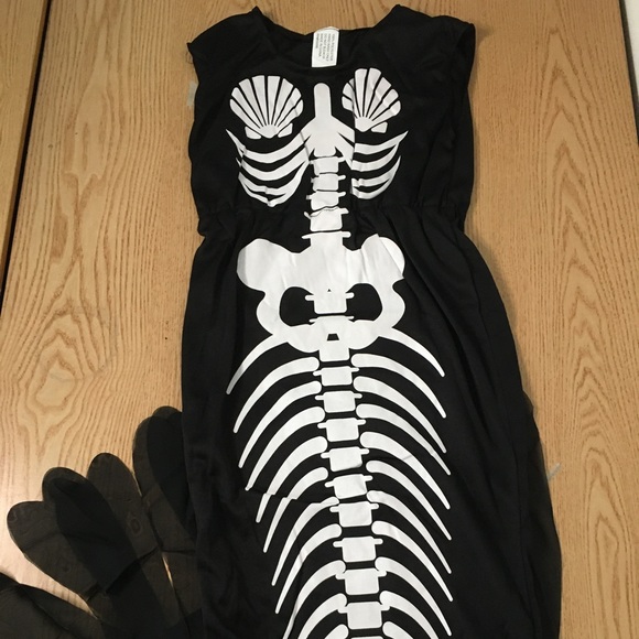 New 1pc Girls Skeleton Dress Halloween Costume One Size Fits Ages 6-8 - Picture 9 of 9